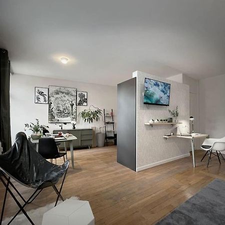 Grand Studio Confortable Situe En Centre Ville Жерарме Экстерьер фото