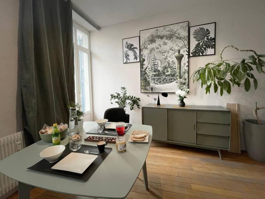 Grand Studio Confortable Situe En Centre Ville Жерарме Экстерьер фото